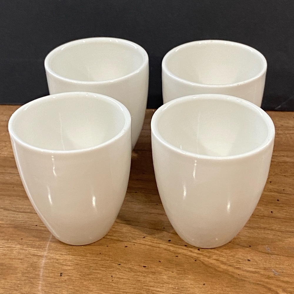 Vintage White Porcelain Egg Cups / Sake Cups Set of 4 Minimalist Japan Style